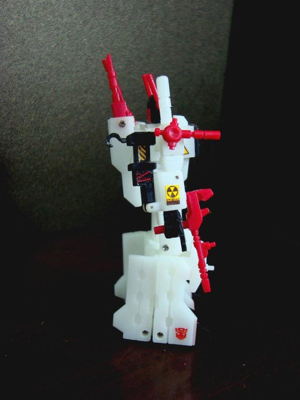 Eagle EMP0810 Mini Metroplex  Transformers Autobot Base Image (1d) (8 of 14)